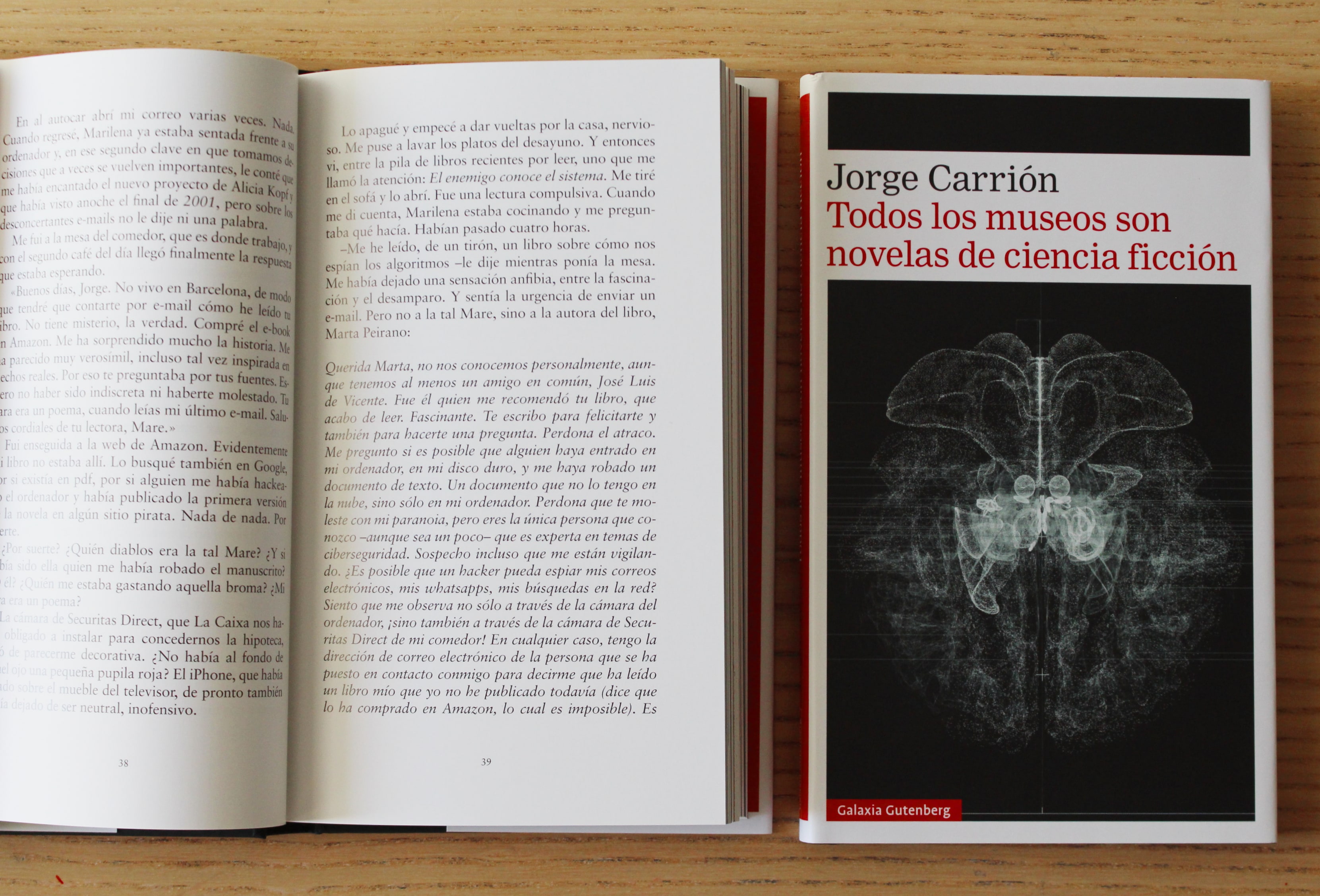 todos-los-museos-son-novelas-de-ciencia-ficción-libro-jorge-carrión